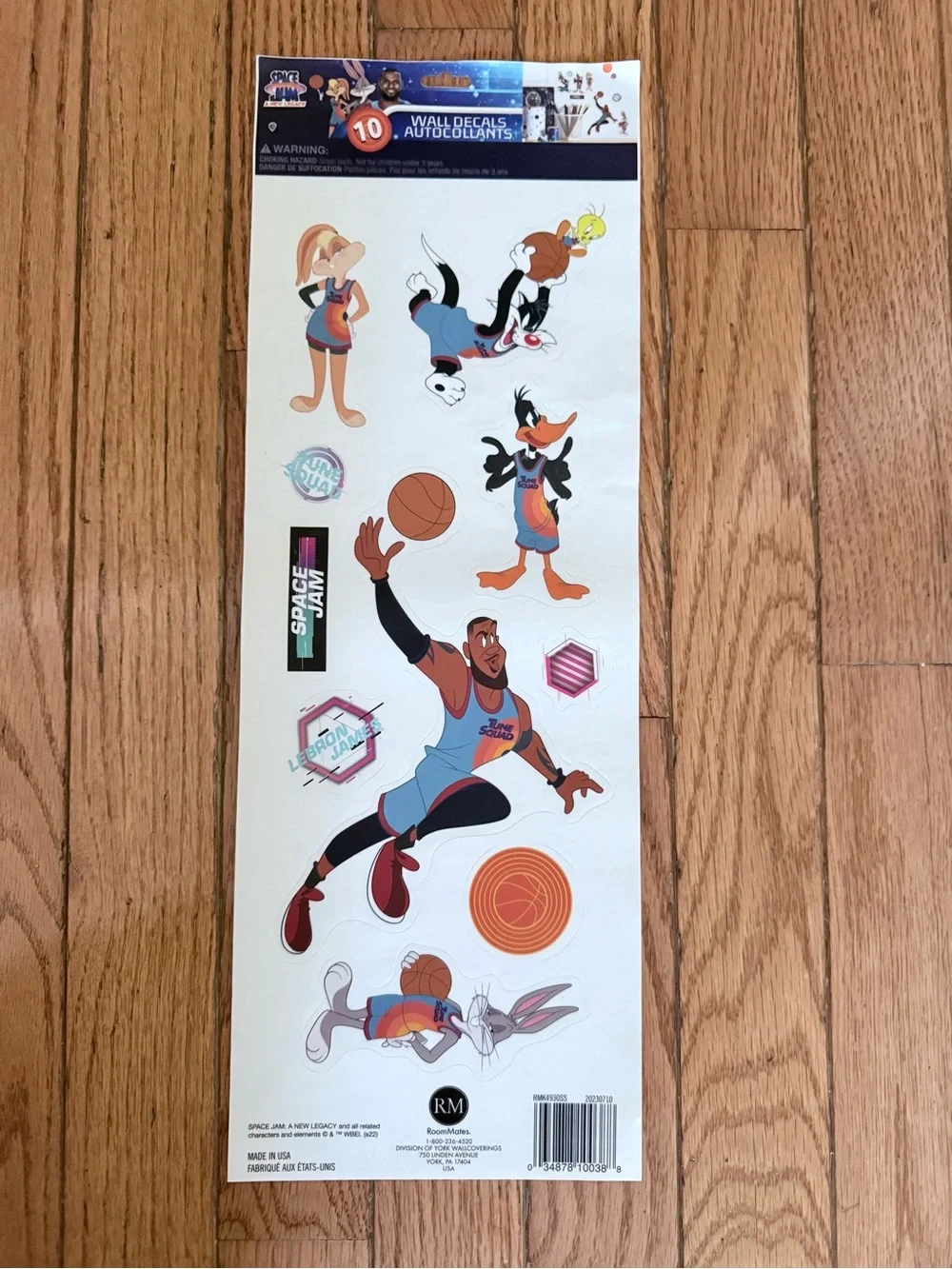 Lot of 10 Space Jam Peel & Stick Wall Decals - 100 Total